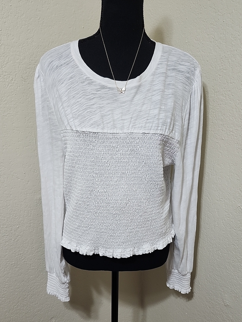 Boden Smocked Bodice Long Sleeve Crop Top White Size 14 EUC Cottagecore